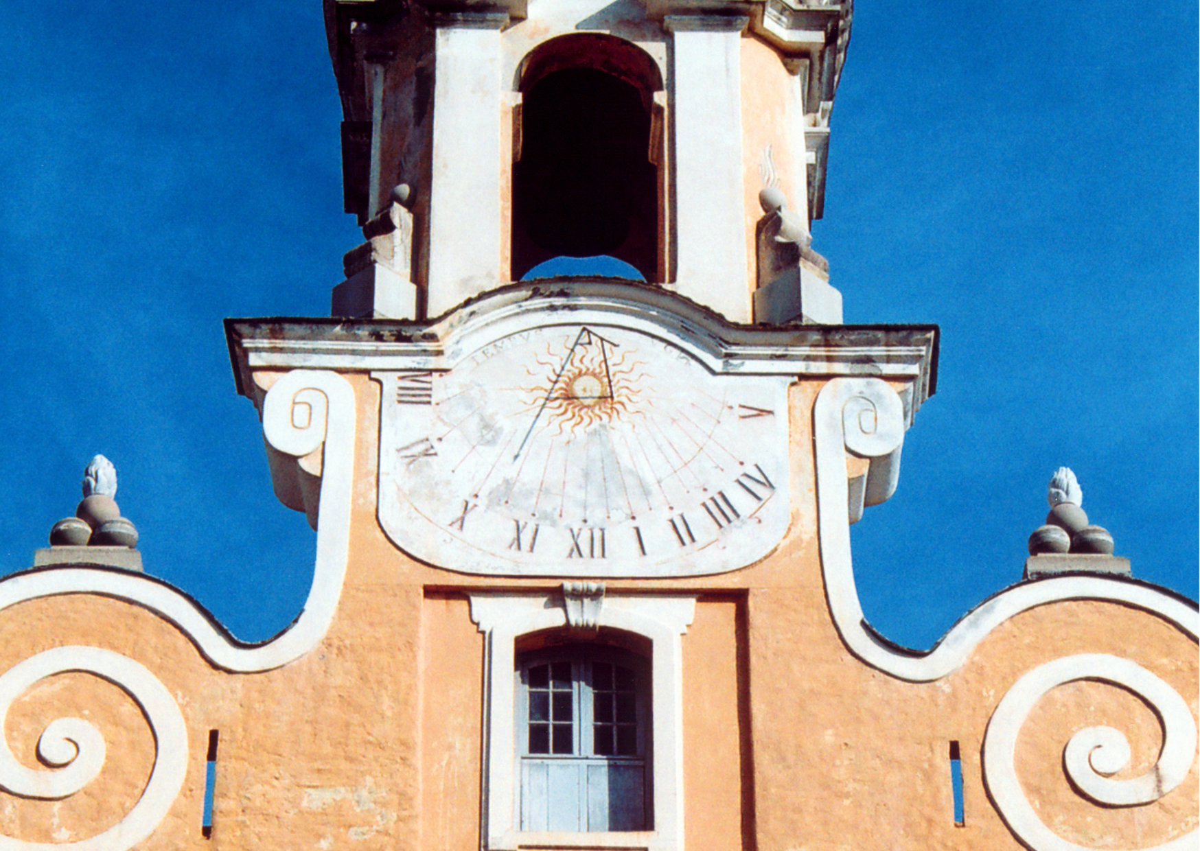 La Table des Gouverneurs, entre histoire et Méditerranée